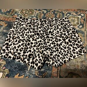Women’s leopard print Old Navy shorts 10